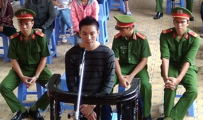 2 lan cam dao vao phong cap cuu truy sat nan nhan hinh anh 1