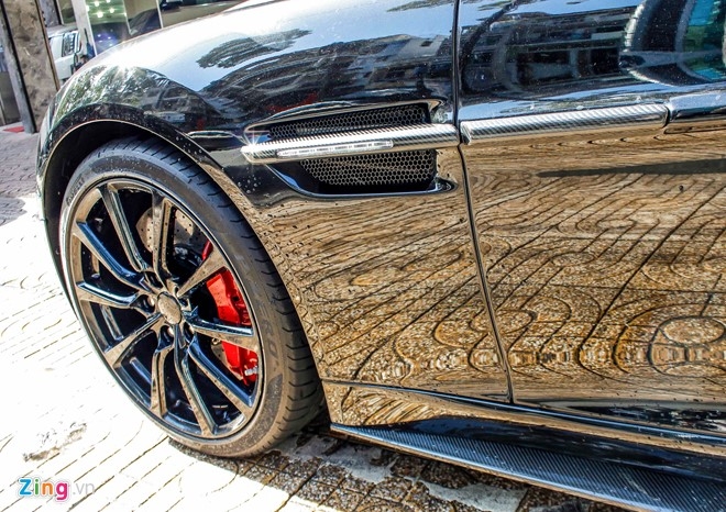 Aston Martin Vanquish mui tran dau tien ve Viet Nam hinh anh 6