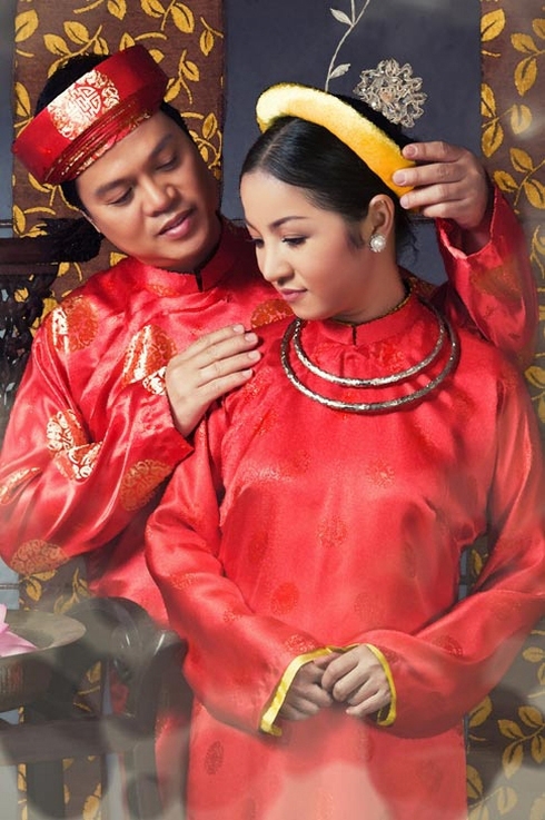 nhung-tranh-cai-khong-dut-cua-3-nguoi-dep-viet-va-chong-cu-2