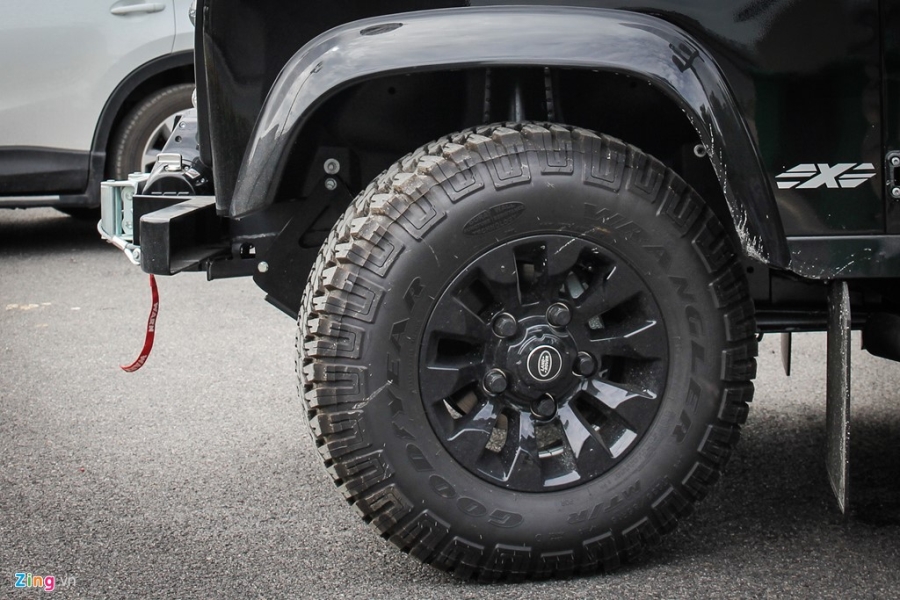 Xe off-road Land Rover Defender hon 2 ty ve Viet Nam hinh anh 15