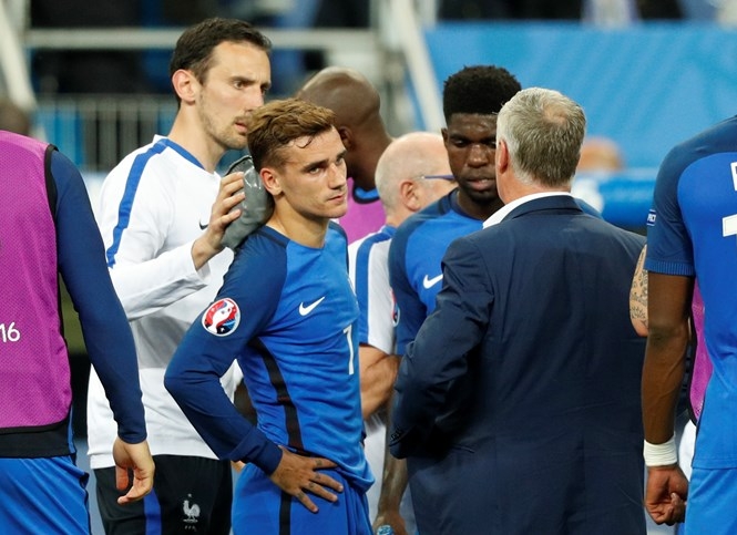 Griezmann thừa nhận anh không còn cơ hội giành Quả bóng vàng sau khi Ronaldo vô địch EURO 2016 /// Reuters