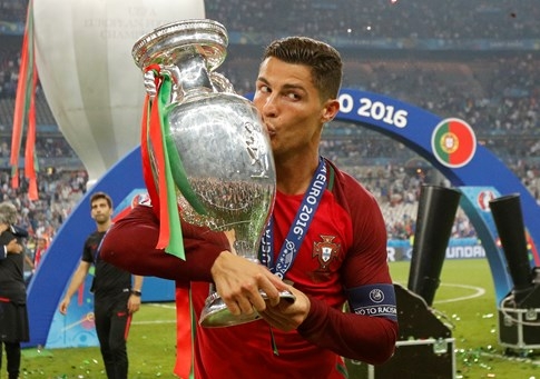 Griezmann: 'Ronaldo xem như đã giành Quả bóng vàng' - ảnh 2
