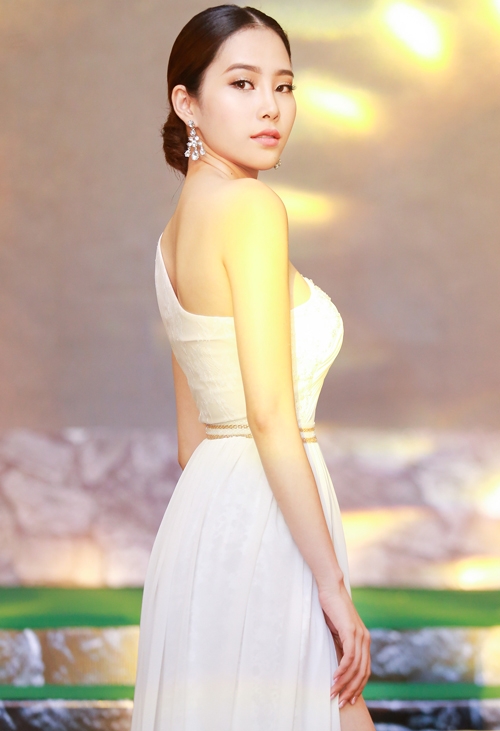 nam-em-tinh-tu-voi-ban-trai-cua-vu-ngoc-anh-1