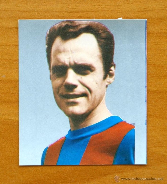 Barca tung co doi hinh toan Phap noi tieng hinh anh 8