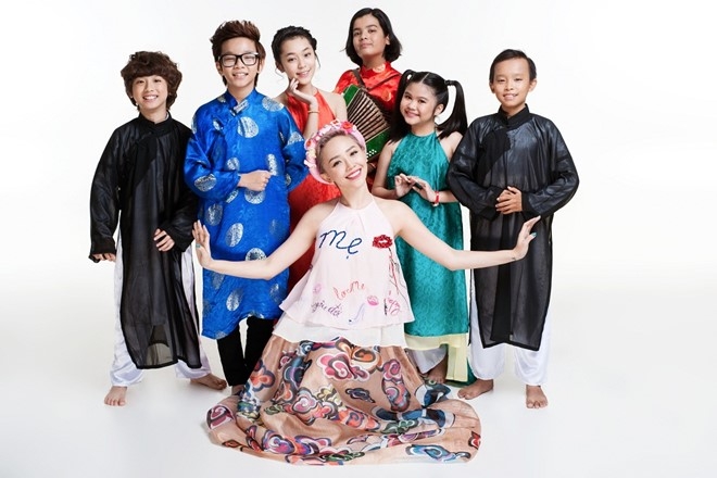 Toc Tien tinh nghich ben dan thi sinh Vietnam Idol Kids hinh anh 8