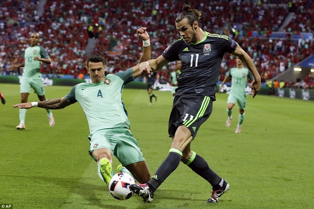 Bale và các đồng đội đã giúp xứ Wales leo cao trên bảng xếp hạng FIFA