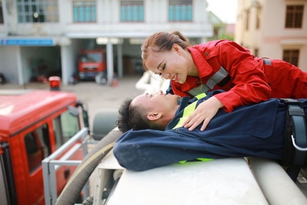 Anh cuoi ben xe chua chay cua cap linh cuu hoa Quang Tri hinh anh 9