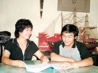 Thanh Tú và mẹ Xuân Hương 
