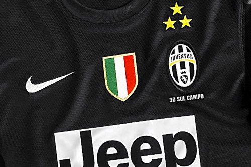 Mẫu áo đấu được LĐBĐ Ý chấp thuận để Juventus tung ra thị trường