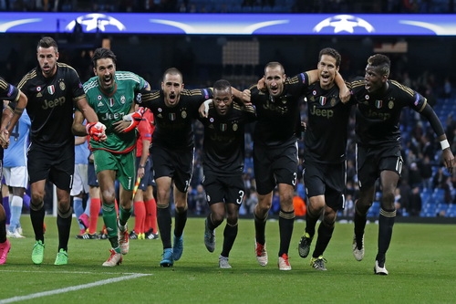  Ba ngôi sao xuất hiện trở lại trên áo đấu mới của Juventus do Adidas tài trợ 