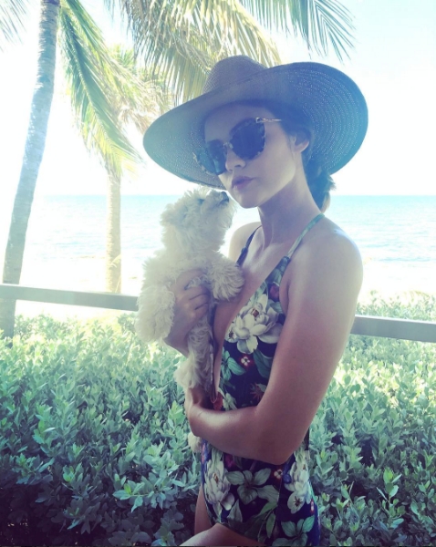 My nhan Hollywood lang xe xu huong bikini mot manh hinh anh 5