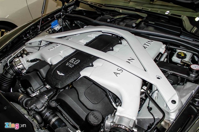 Sieu xe 4 cho ngoi Aston Martin Rapide S dau tien ve Sai Gon hinh anh 4