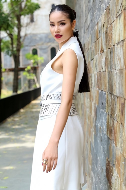 4-ly-do-khien-pham-huong-lien-tuc-bi-nem-da-o-the-face-1