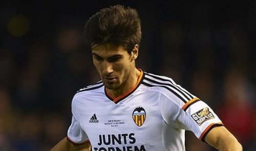 Real bị hét giá 105 triệu euro cho vụ Andre Gomes - Ảnh 1