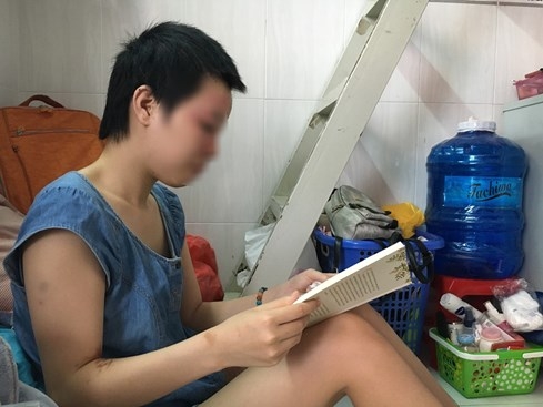 Nữ sinh bị tạt axit ở Sài Gòn: ‘Em không muốn ra ngoài nữa!’ - ảnh 2