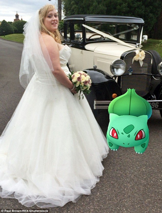 co dau sung sot khi le cuoi thanh dau truong pokemon hinh anh 1