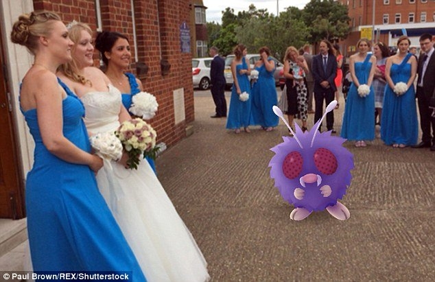 co dau sung sot khi le cuoi thanh dau truong pokemon hinh anh 3