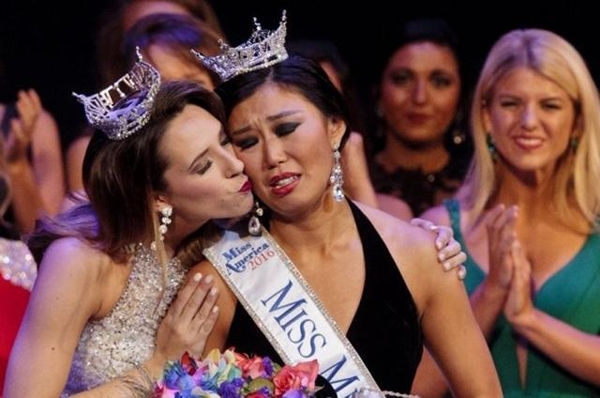 co-gai-trung-quoc-bi-che-vi-xau-khi-dang-quang-miss-michigan-6