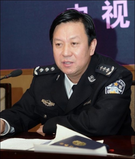 quan tham, quan tham Trung Quốc, hối lộ, nhận hối lộ, ăn hối lộ, sếp an ninh, quan chức an ninh, giấy phép, mua bán giấy phép