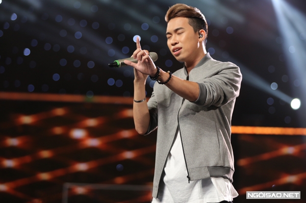 co-gai-philippines-gay-bat-ngo-tren-san-khau-vietnam-idol-7