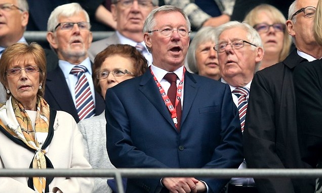 Jose Mourinho, Sir Alex Ferguson, Paul Pogba, MU, tin chuyển nhượng