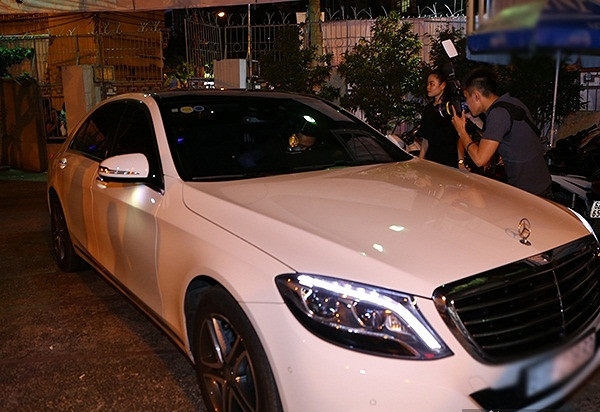 soi khoi tai san kech xu cua tran thanh va hari won hinh 4