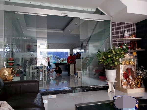soi khoi tai san kech xu cua tran thanh va hari won hinh 5