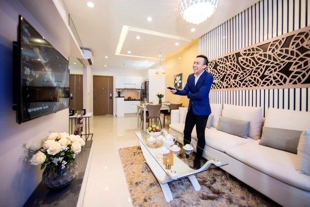 soi khoi tai san kech xu cua tran thanh va hari won hinh 9