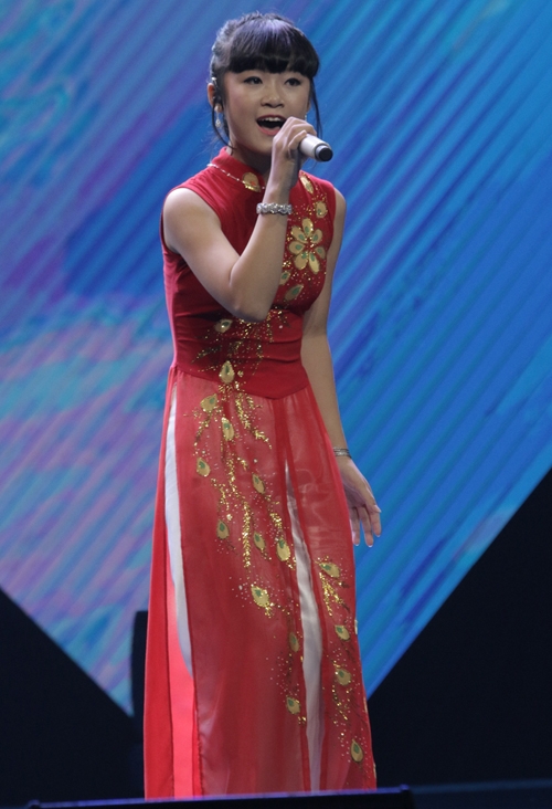 thien-than-nguoi-nga-gay-an-tuong-tai-giong-hat-viet-nhi-4