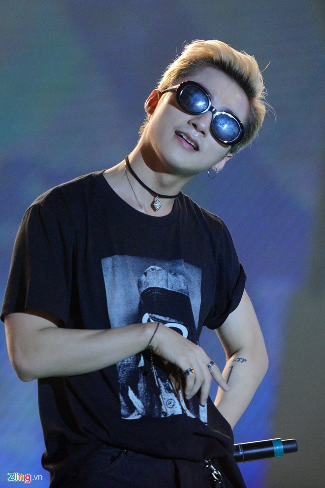 Bieu cam kho hieu cua Son Tung tren san khau Thu do hinh anh 3