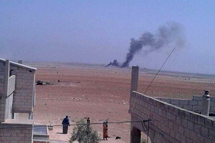NÓNG: Trực thăng Mi-8 của Nga trúng đạn ở Syria - ảnh 1