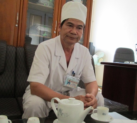 Vụ cháu bé bị hiếp có bầu: Câu trả lời gây “sốc” của ông PGĐ bệnh viện