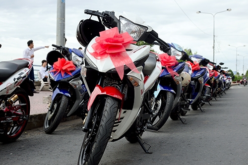 dan-exciter-ruoc-dau-tai-tien-giang-3