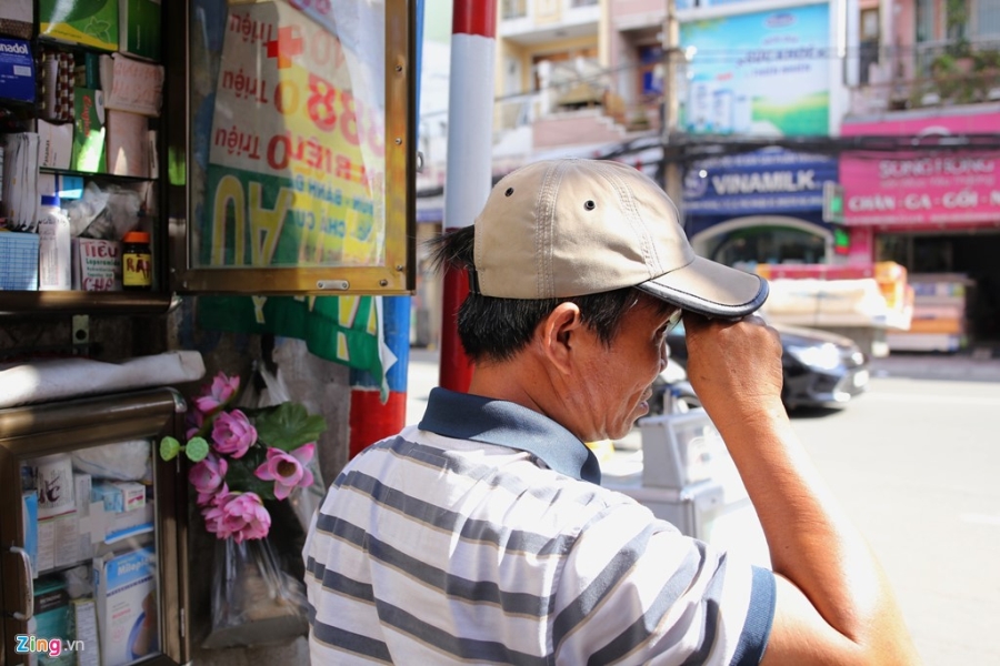 Hem 'ong Tien' o Sai Gon hinh anh 11