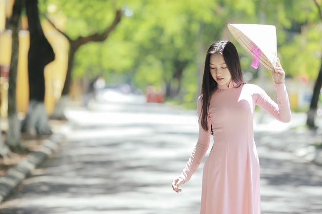 Nét dịu dàng của 'nàng thơ xứ Huế' thi Hoa hậu Việt Nam