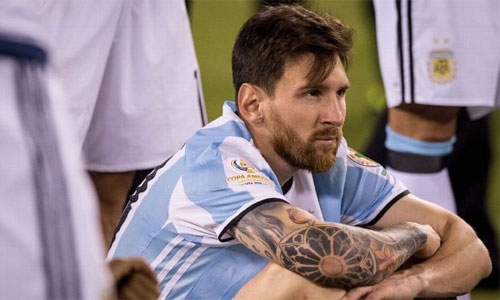 tan-hlv-argentina-se-sang-barcelona-thuyet-phuc-messi-tro-lai