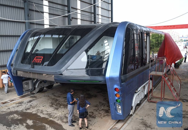 Trung Quốc: ra mắt xe bus đè đầu cưỡi cổ tất cả xe hơi để chống tắc đường - Ảnh 5.