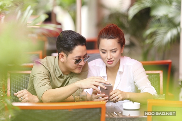hai-bang-bi-bat-gap-hon-thanh-dat-say-dam-trong-xe-hoi-6