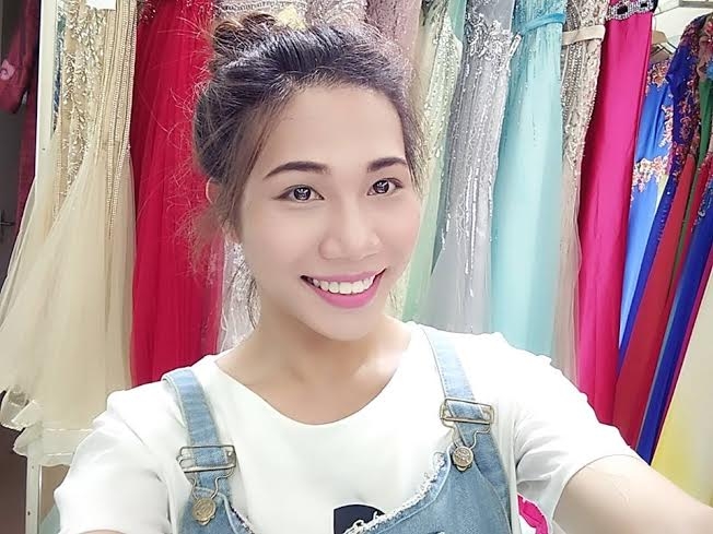 chuyển giới, thư viên sách sống, hot girl, dân tộc Thái, La Lam, kỳ thị  Tít: