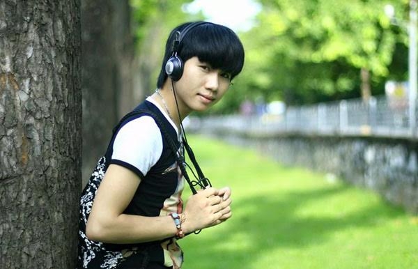 chuyển giới, thư viên sách sống, hot girl, dân tộc Thái, La Lam, kỳ thị  Tít: