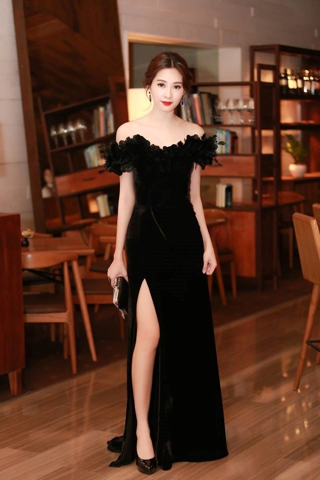 Nhung lan doi phong cach gay bat ngo cua Dang Thu Thao hinh anh 4