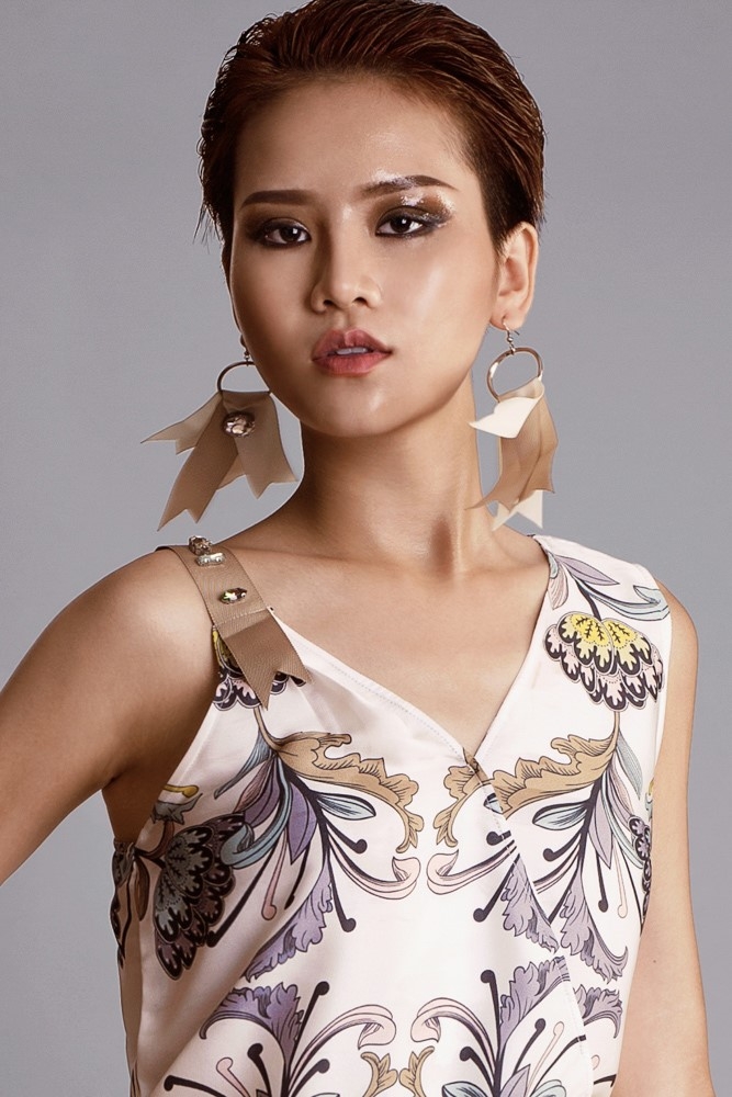 Thi sinh Next Top Model lot xac trong bo anh moi hinh anh 6