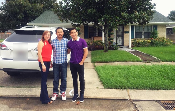 ngoc-lan-thanh-binh-hanh-phuc-nam-tay-di-dao-o-my-6