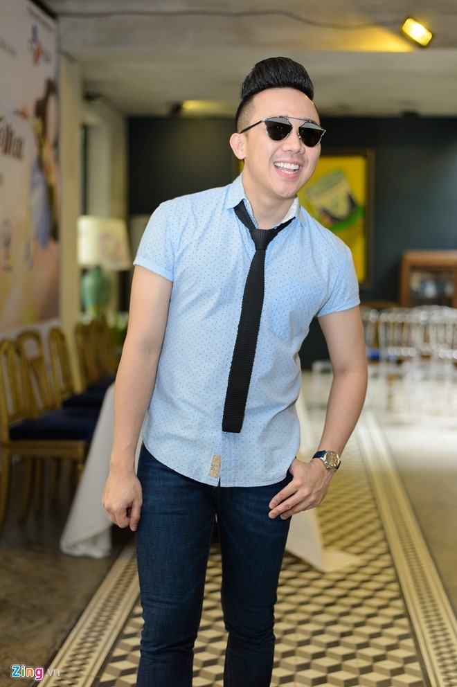 Tran Thanh: 'Du song gio, Hari Won cung khong buong tay toi' hinh anh 1