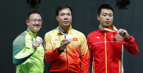 Bộ VH-TT-DL thưởng nóng 60 triệu đồng cho nhà vô địch Olympic