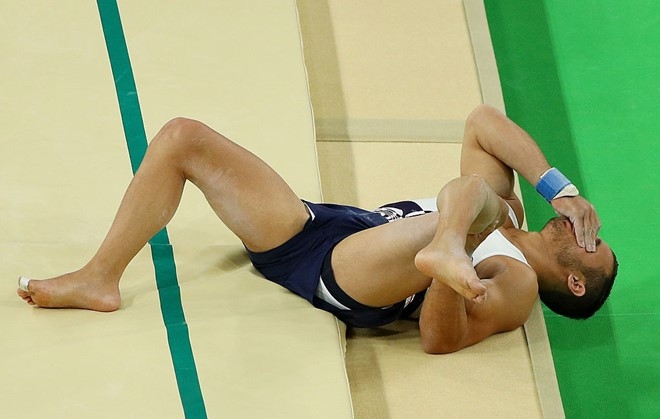 Pha gay gap chan cua VDV Phap tai Olympic hinh anh 3