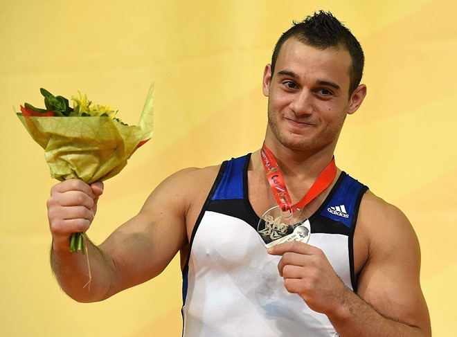 Pha gay gap chan cua VDV Phap tai Olympic hinh anh 10