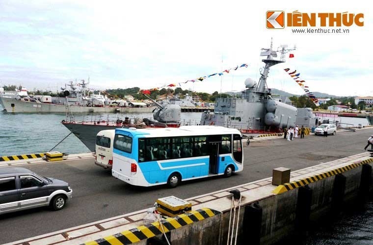 Bat mi ten lua phong khong tren tau chien nho cua VN-Hinh-4