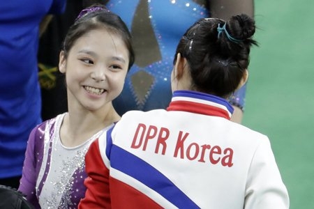 buc anh tu suong gay soc chinh tri tai olympic 2016 hinh anh 2