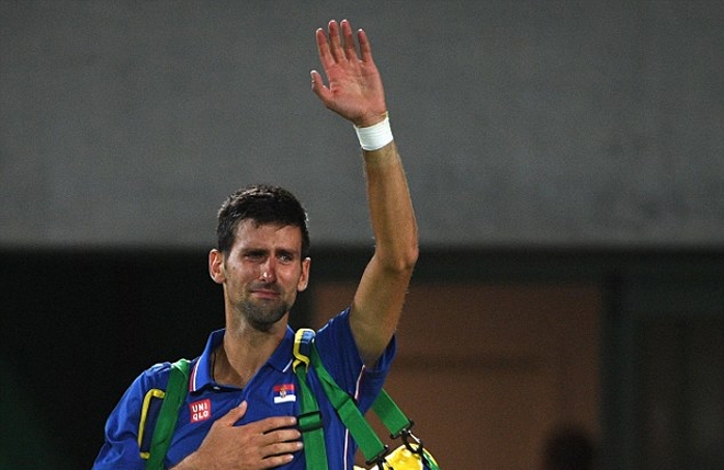 Djokovic đẫm lệ trong ngày mở màn quần vợt đơn nam Olympic - ảnh thể thao